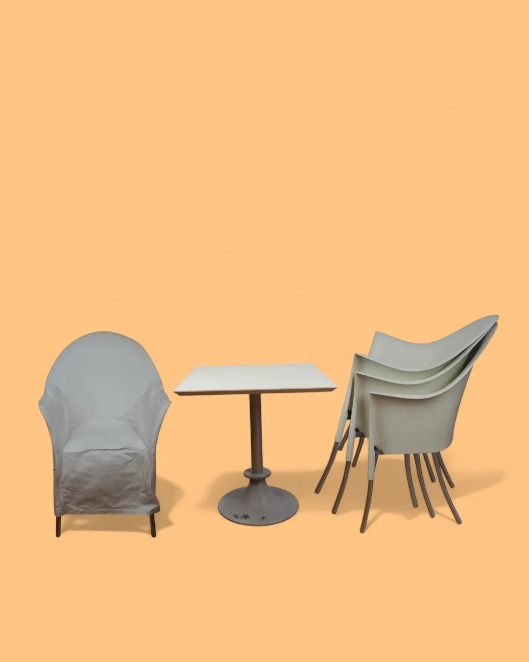 Driade × Philippe Starck | 4 krzesła Lord Yo, stół Lord Yi, 2 oryginalne pokrowce i poduszki